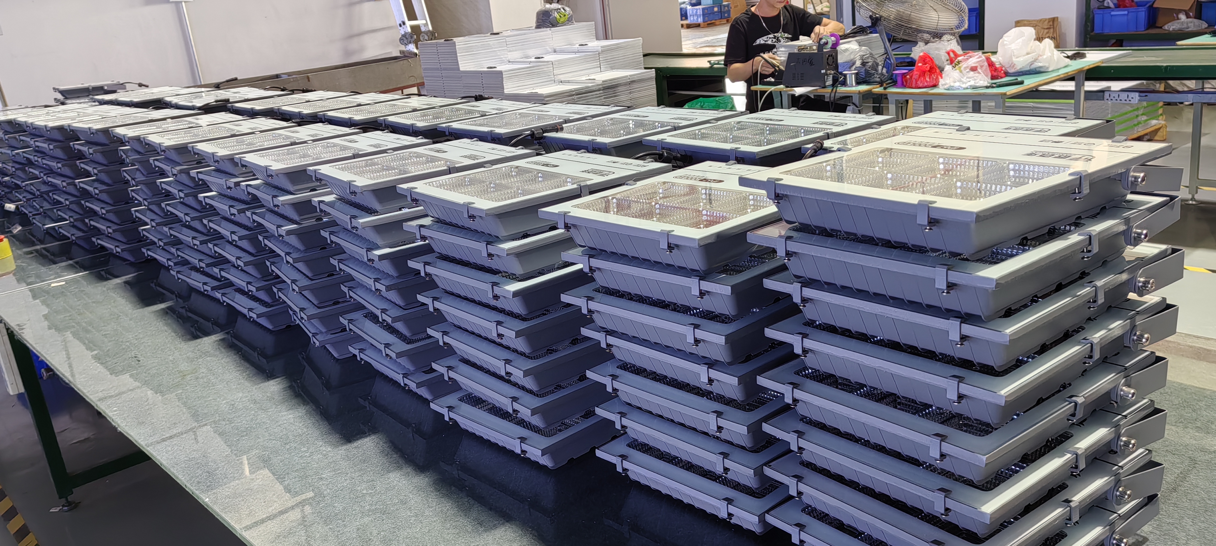 太陽(yáng)能投光燈-黑金剛(圖5)